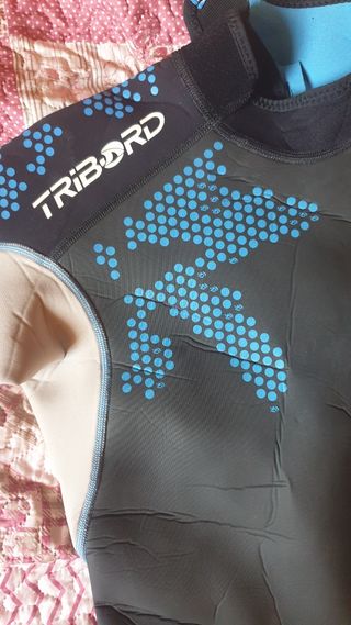 Traje corto de neopreno 