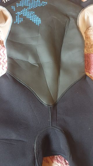 Traje corto de neopreno 