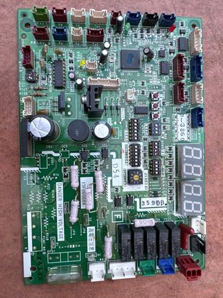 Placa electronica hitachi RAS-6HRNS2E