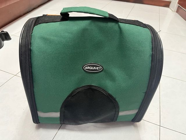 Mochila para perro pequeño