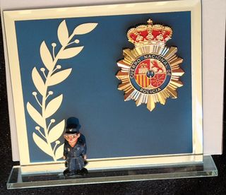 SET LLAVEROS E INSIGNIAS POLICIA NACI