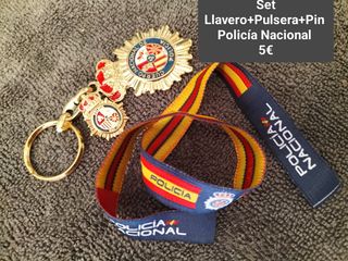 SET LLAVEROS E INSIGNIAS POLICIA NACI