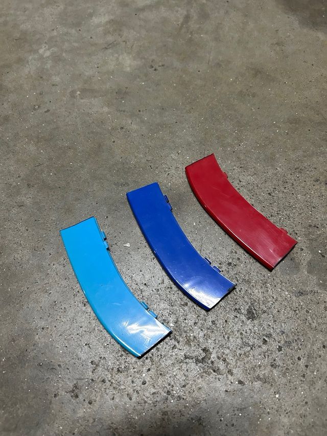 Molduras decorativas rejilla BMW look M