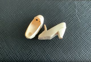 Scsrpine Barbie anni 70