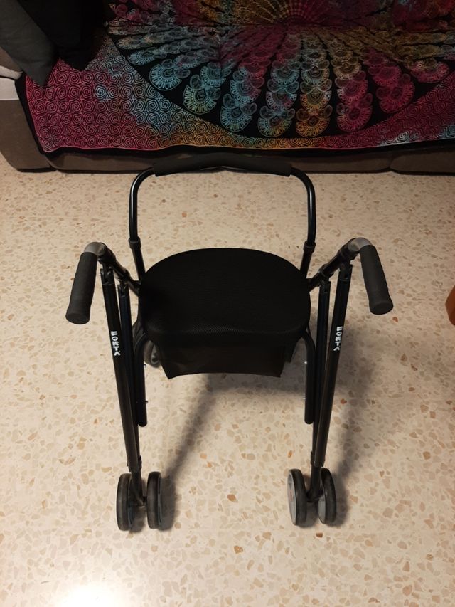 ANDADOR PERSONA MAYOR