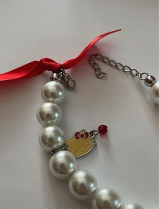 Bracciale di perle, Hello Kitty vintage 2000