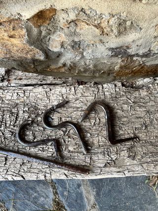 Set de Ganchos y Repisa // Antiguedades