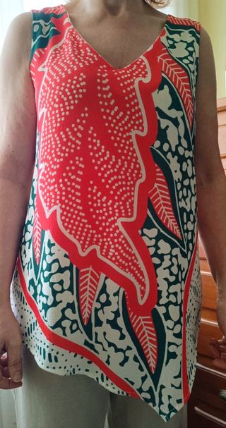 Elegante camiseta de tirantes de Trucco