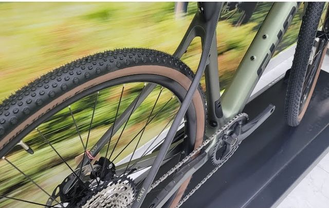 Ghost Asket Carbon Pro (consulta..) ref:2069