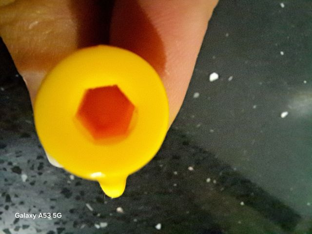 Betty Spaghetti: MANO DE MUÑECA