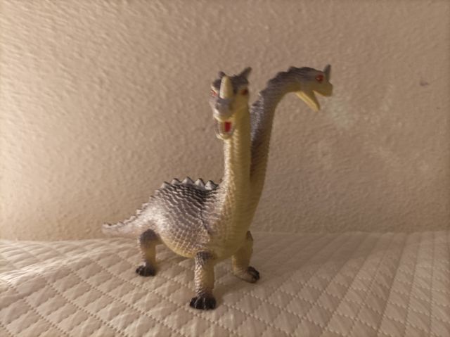 Dragón+pareja de dinosaurios