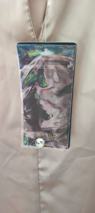 Camisa dorada Brillo satén Mango