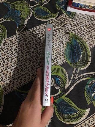 Libro “Quiero escribir una historia de amor”