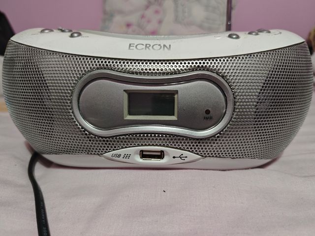 Radio Ecron blanca