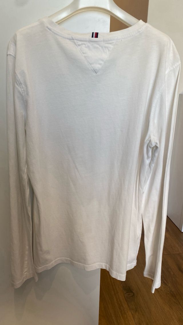 Camiseta Manga Larga Tommy