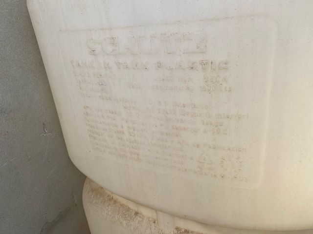 Deposito de plastico