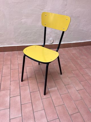 Sedia formica Gialla vintage Design struttura nera