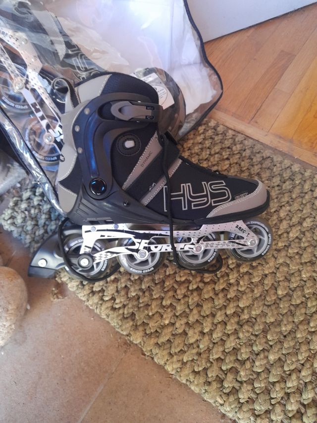 Patines sobre ruedas en linea