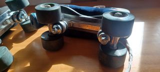 PATINES 4 RUEDAS CON BOTA