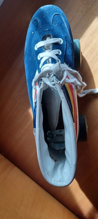 PATINES 4 RUEDAS CON BOTA