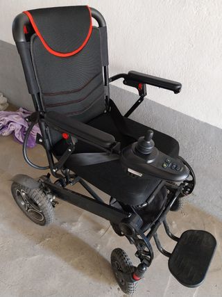 Silla de ruedas eléctrica 