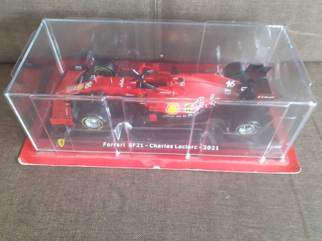 formula 1 escala 1/24