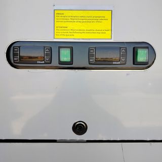 CA🍳 Armario Ref. 2 Puertas Medias Plata