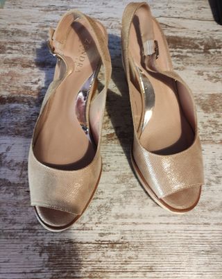 Sandalias cuña