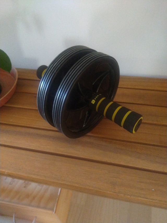 Rueda doble de abdominales.
