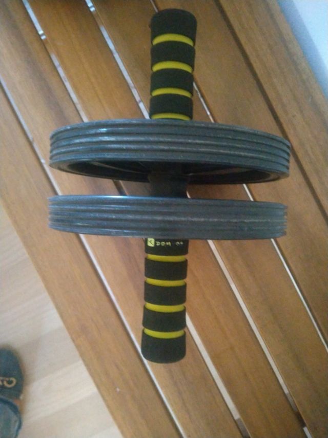 Rueda doble de abdominales.