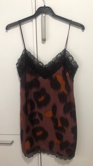 Vestido lencero Zara