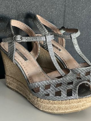 Sandalias con cuña