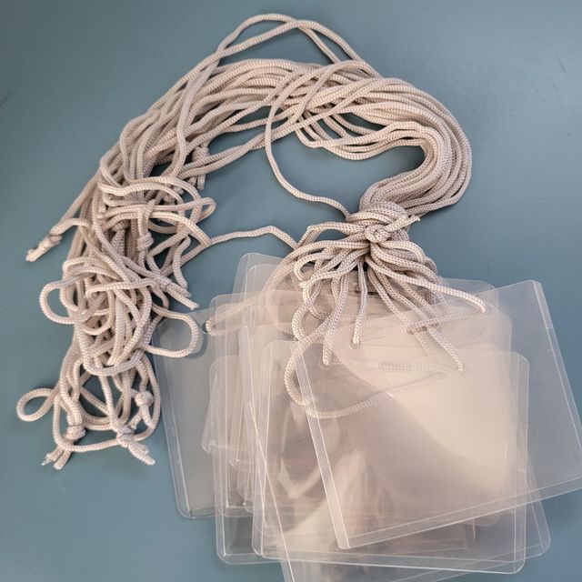 Colgantes identificadores