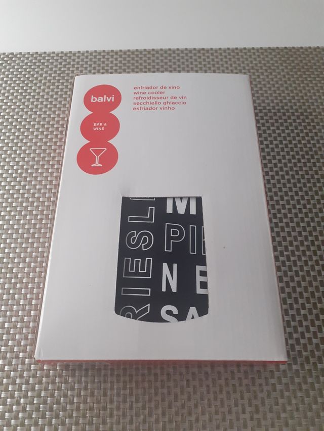 Enfriador de vino nuevo