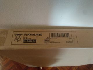 Mesa+ 2 sillas IKEA (sin estrenar)