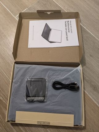 Funda Teclado Earto iPad Air 11 2024 A2902/A2903