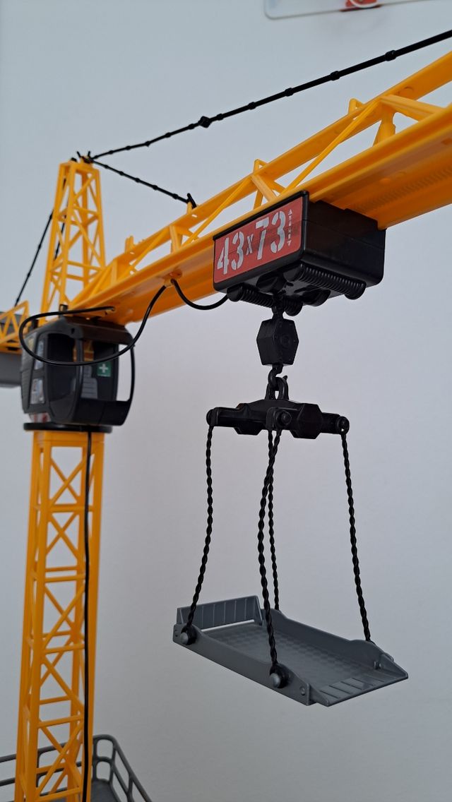 Grua juguete