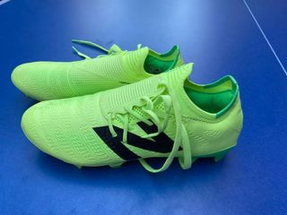 Botas de fútbol New Balance Furon