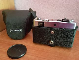 CAMARA DE FOTOS YASHICA MG-I