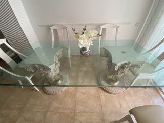 mesa grande de cristal