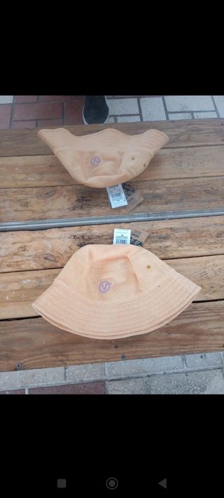 Bucket vans coral 