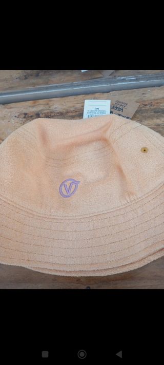 Bucket vans coral 