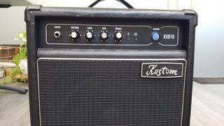 Bajo Washburn + ampli Kustom