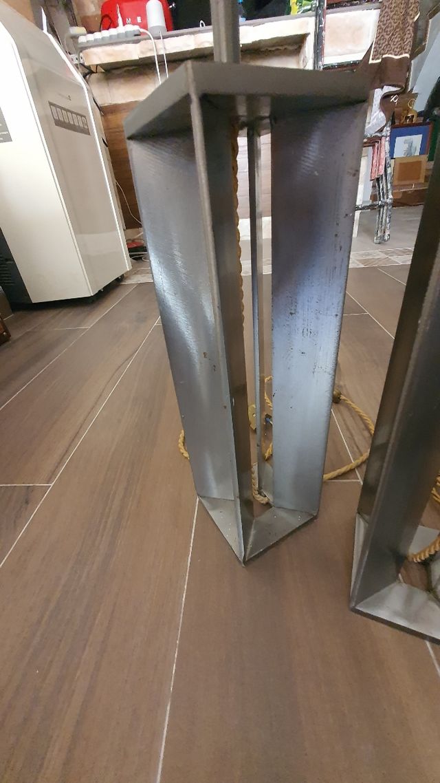 2 LAMPARAS DISEÑO TAPIDECOR. (Sin pantalla)