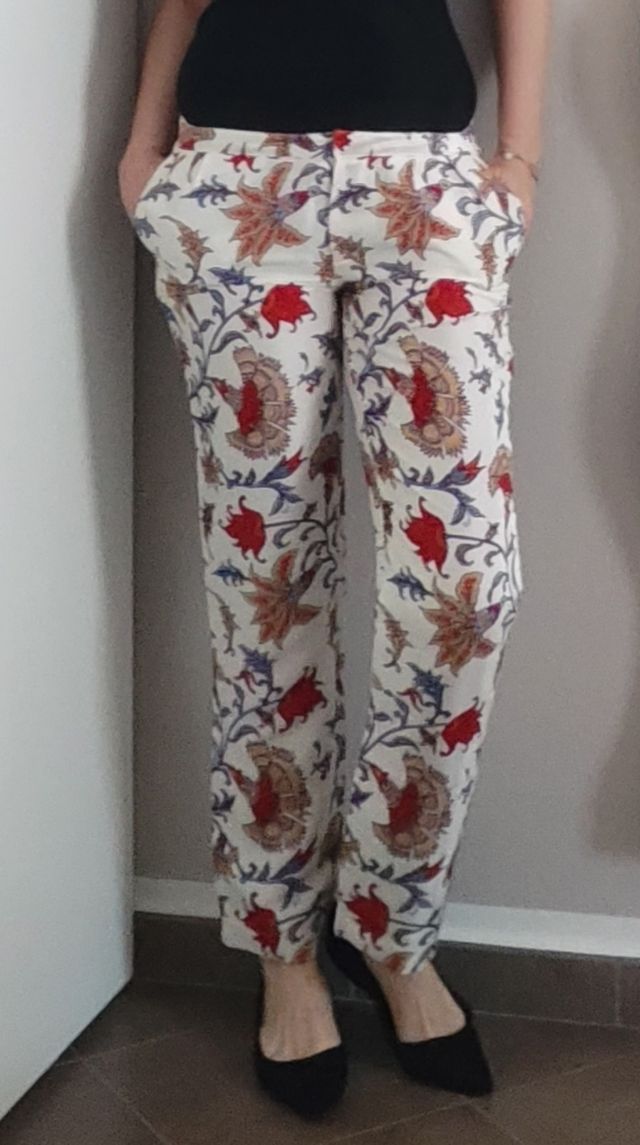 Pantaloni fantasia fiori tg S