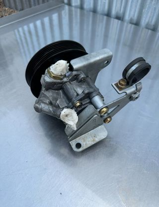 BMW E36 M52 BOMBA DIRECCIÓN