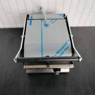 🅰️ + Grill Eléctrico Ind. 26 cm