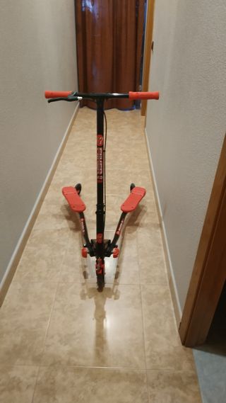 Patinete 3 ruedas.poco uso