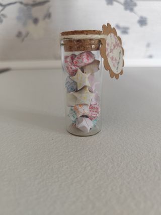 Stelle di carta fosforescenti