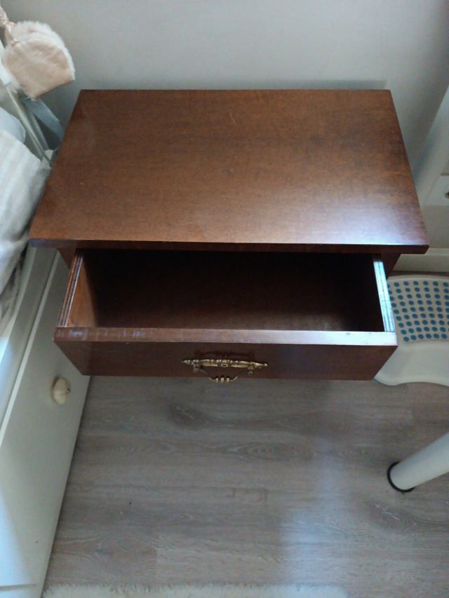 Mesilla antigua preciosa